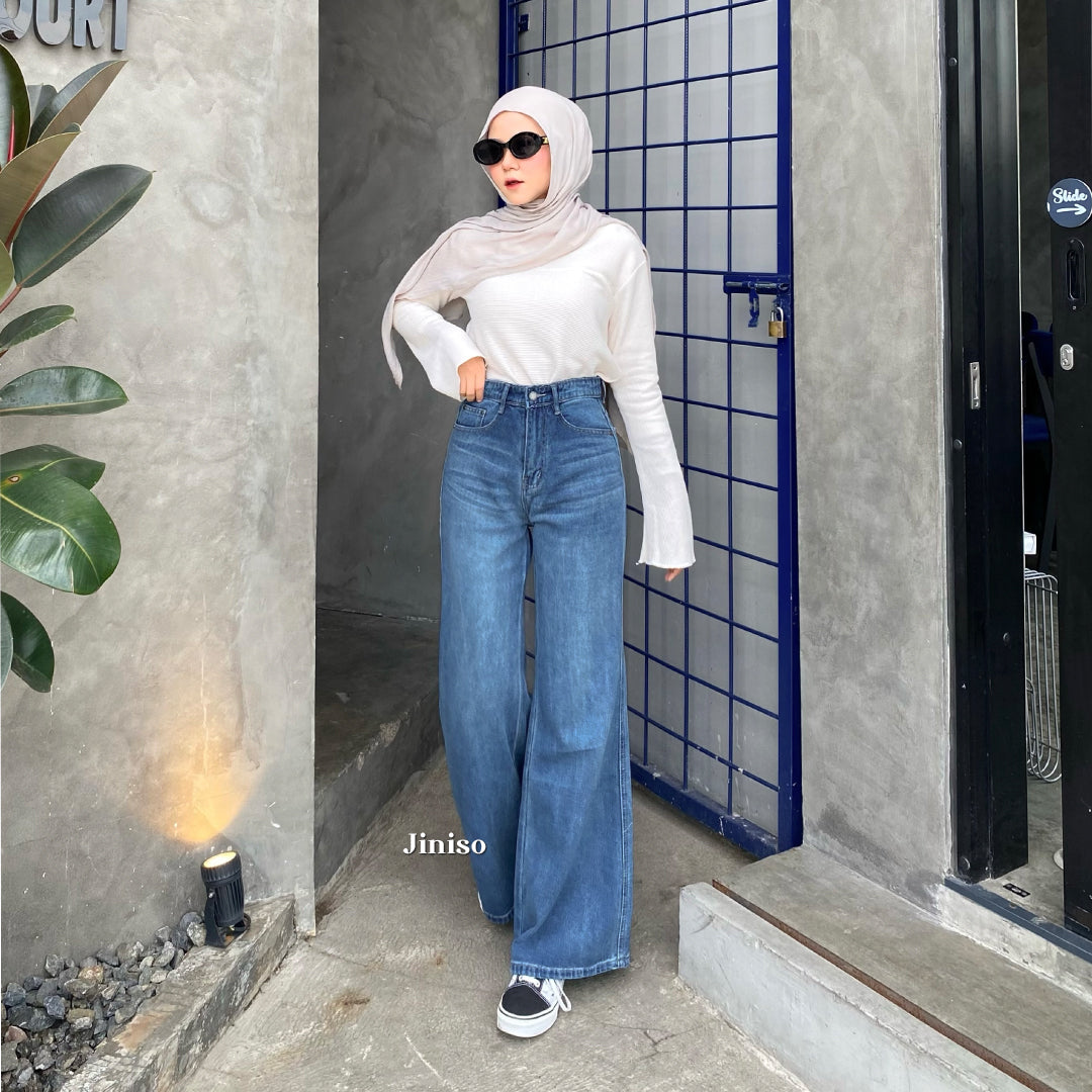 JINISO - Highwaist Flare Cutbray Jeans 375 DAYOFF