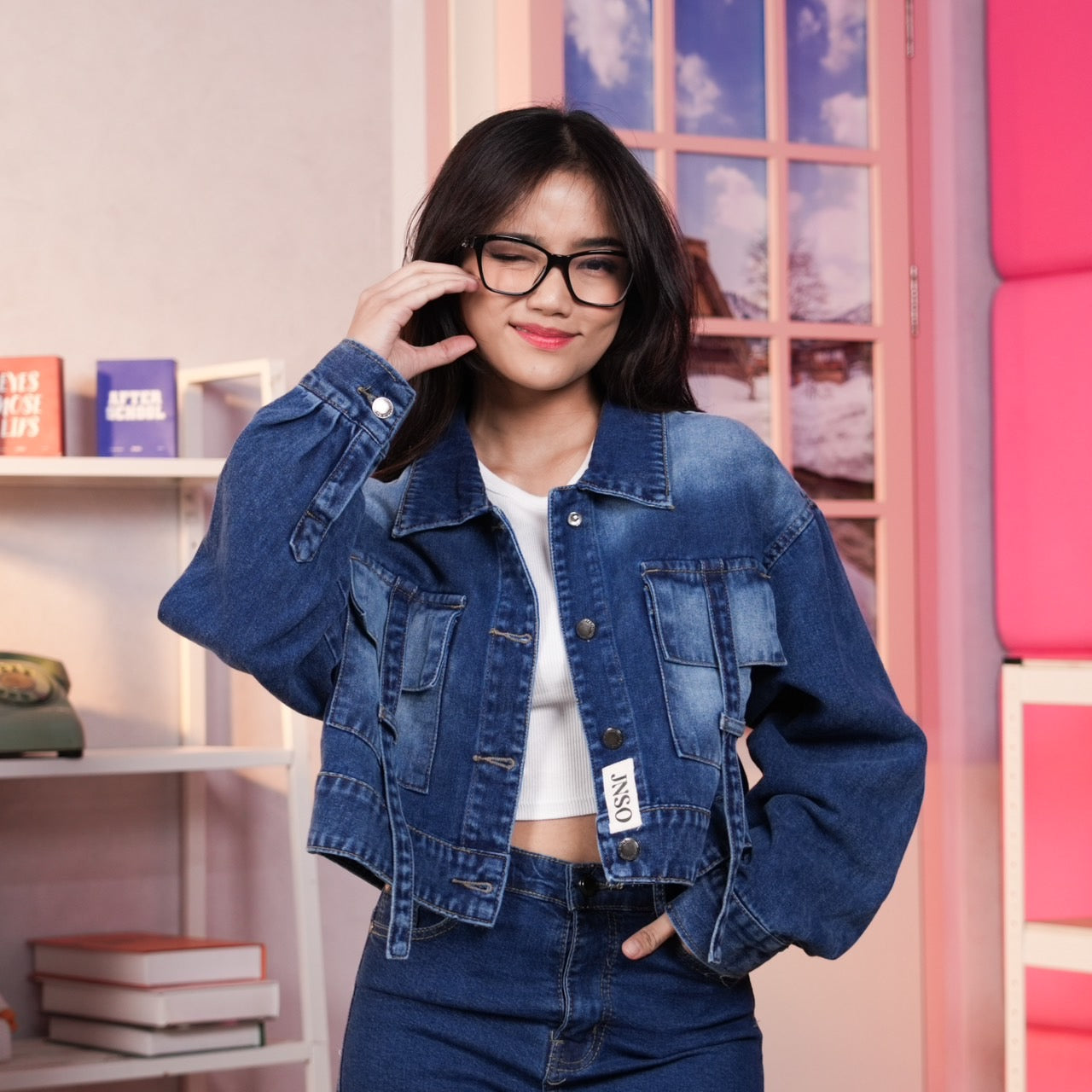 JINISO Jaket Crop Jeans Oversize Boxy Bio Spray