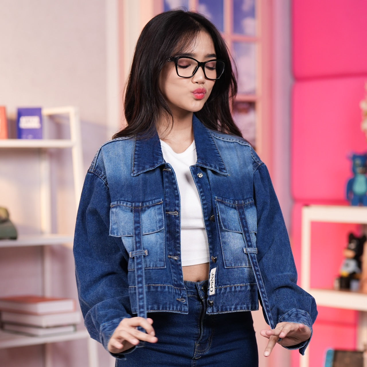 JINISO Jaket Crop Jeans Oversize Boxy Bio Spray