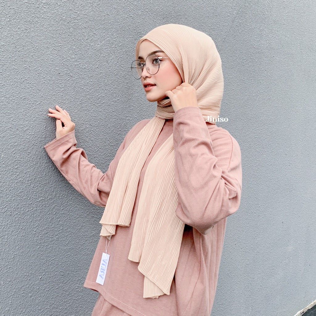 JINISO AURA Hijab Pashmina Full Plisket Ceruty Babydoll