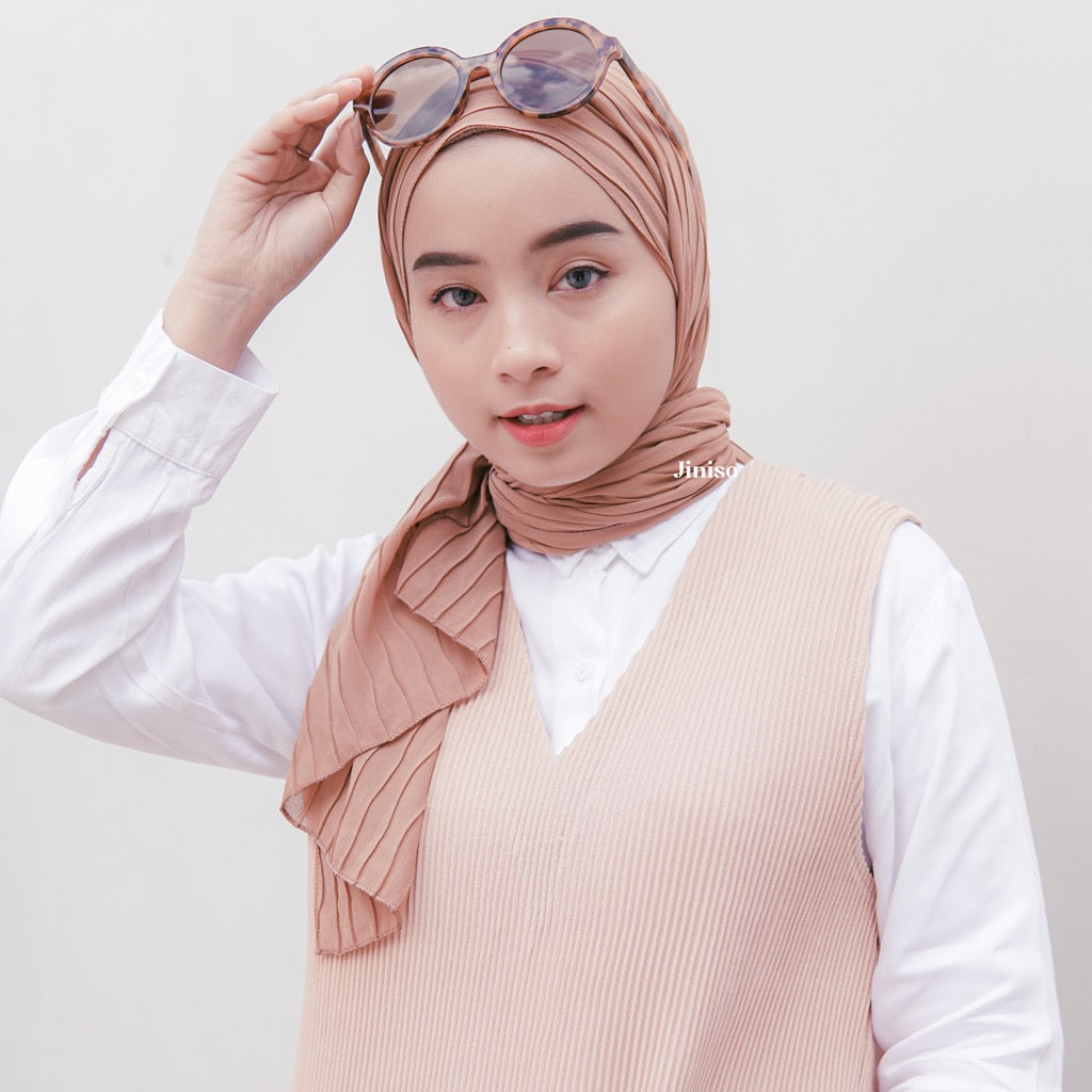 JINISO - Aura Millo Latte Active Hijab Pashmina Shawl