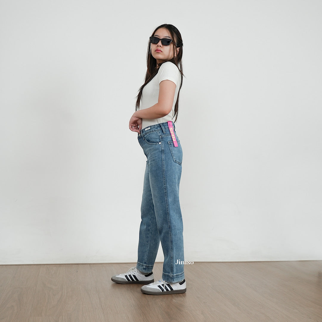 JINISO - Petite Straight Highwaist Jeans 102 SPIN