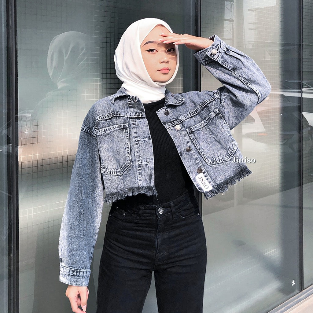 JINISO Jaket Crop Jeans Pocket Raw Snow Grey