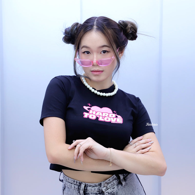 JINISO Kaos Crop Top Baby Tee Hard To Love Lengan Pendek