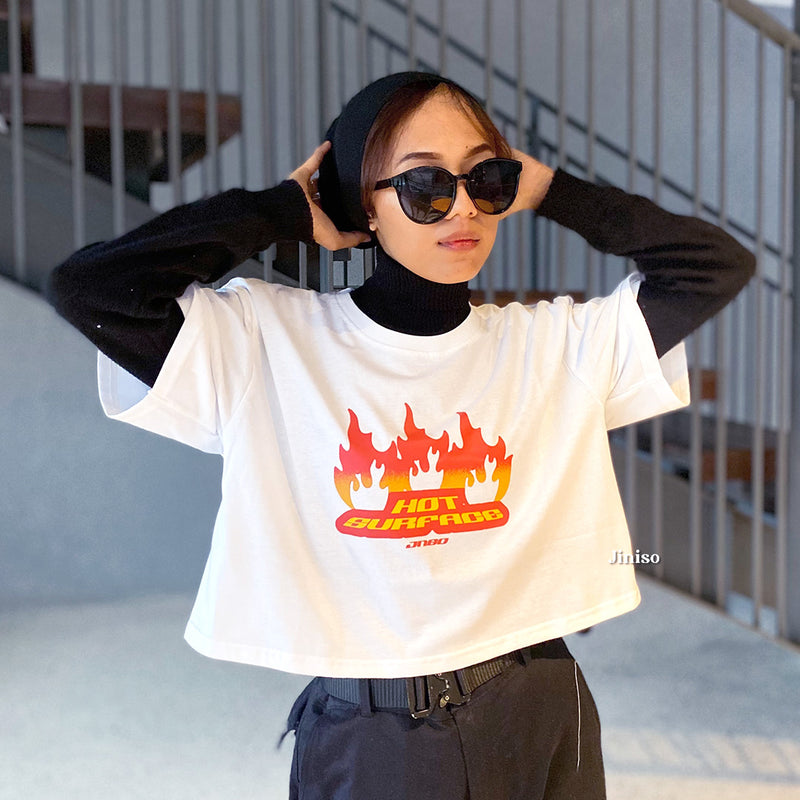 JINISO Crop Top Hot Surface T-Shirt | Kaos