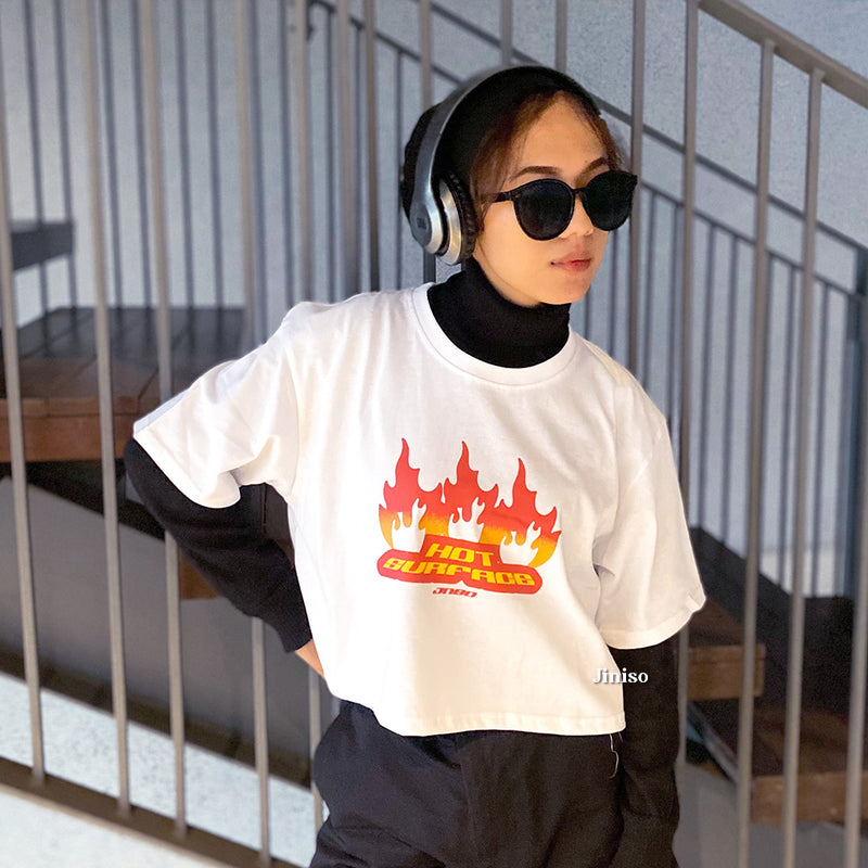 JINISO Crop Top Hot Surface T-Shirt | Kaos