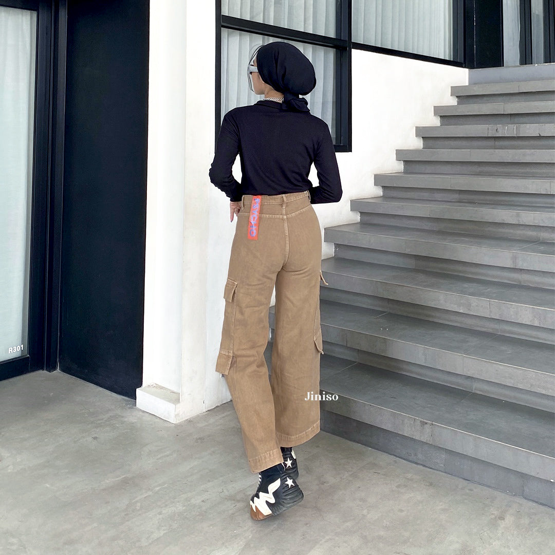 Masha Bolneva porno Otgan yilgi porno aktrisalar