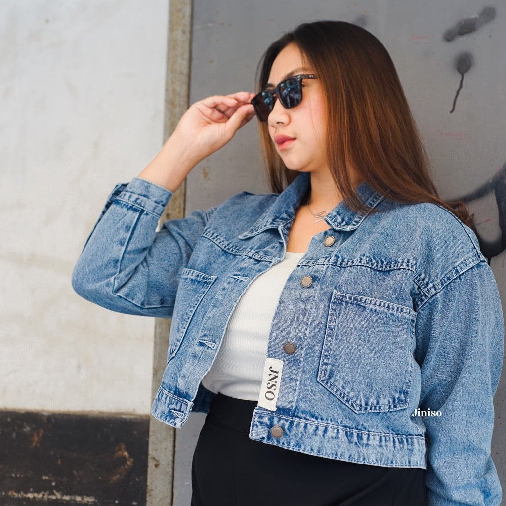 JINISO Big Size Jaket Crop Jeans Oversize Pocket Blue Acid