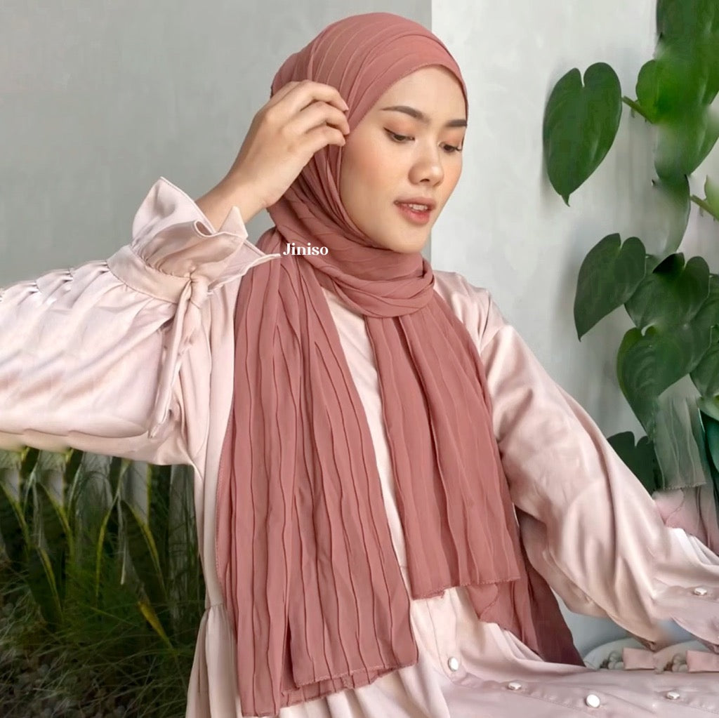 JINISO - Aura Mix Berry Active Hijab Pashmina Shawl